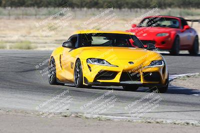 media/Sep-15-2024-Speed Ventures (Sun) [[7a54f7ed2f]]/Yellow Group/Session 1 (Outside Grapevine)/